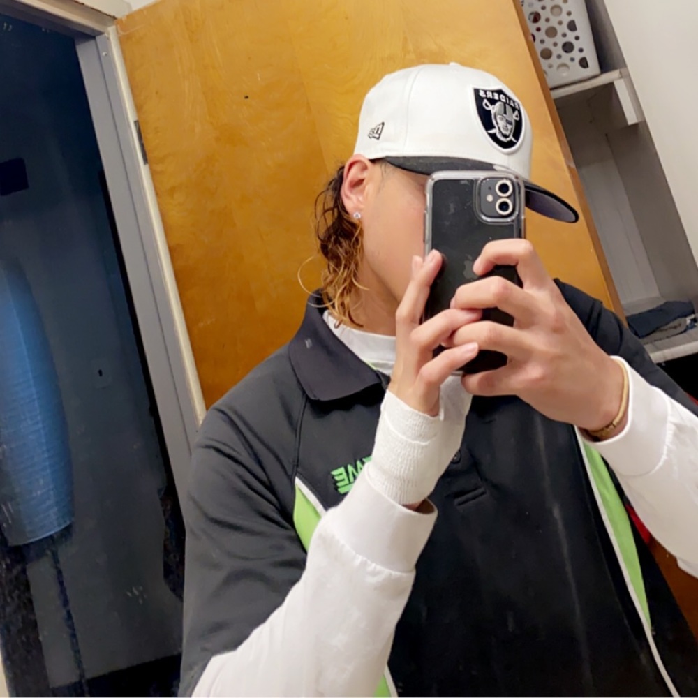 Meet your Posher, Daniel